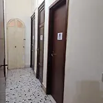 Arco Di Trionfo Frühstückspension