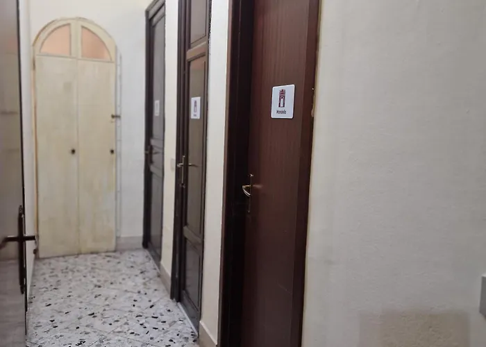 Arco Di Trionfo Frühstückspension