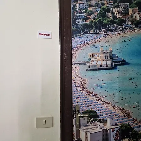 Arco Di Trionfo Frühstückspension 3*