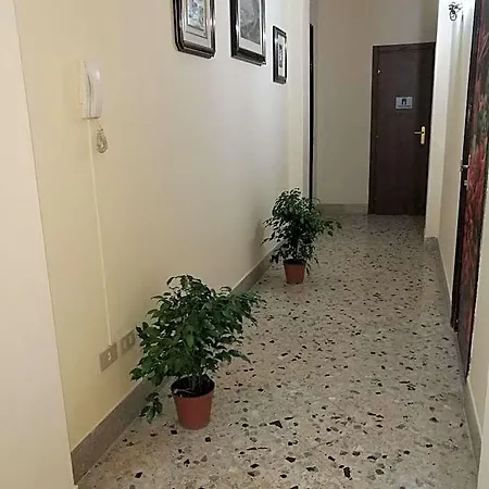 Arco Di Trionfo Bed & Breakfast 4*