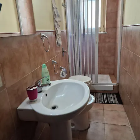 לינה וארוחת בוקר Arco Di Trionfo 4*