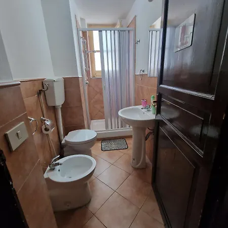Arco Di Trionfo לינה וארוחת בוקר 4*