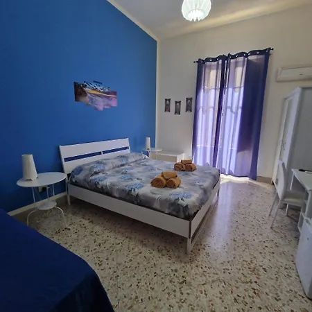 לינה וארוחת בוקר Arco Di Trionfo 4*