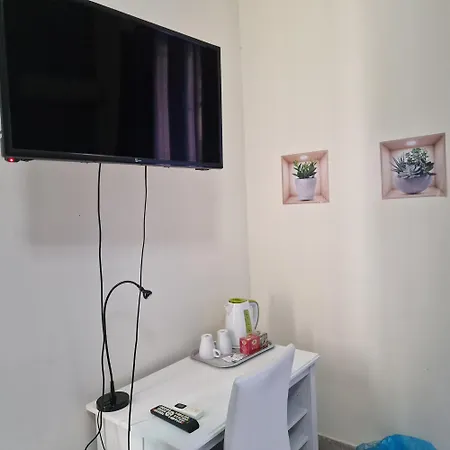לינה וארוחת בוקר Arco Di Trionfo